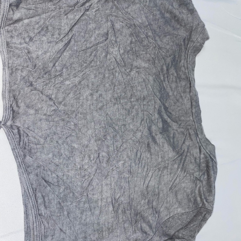 Crop top - Picture 7 of 9